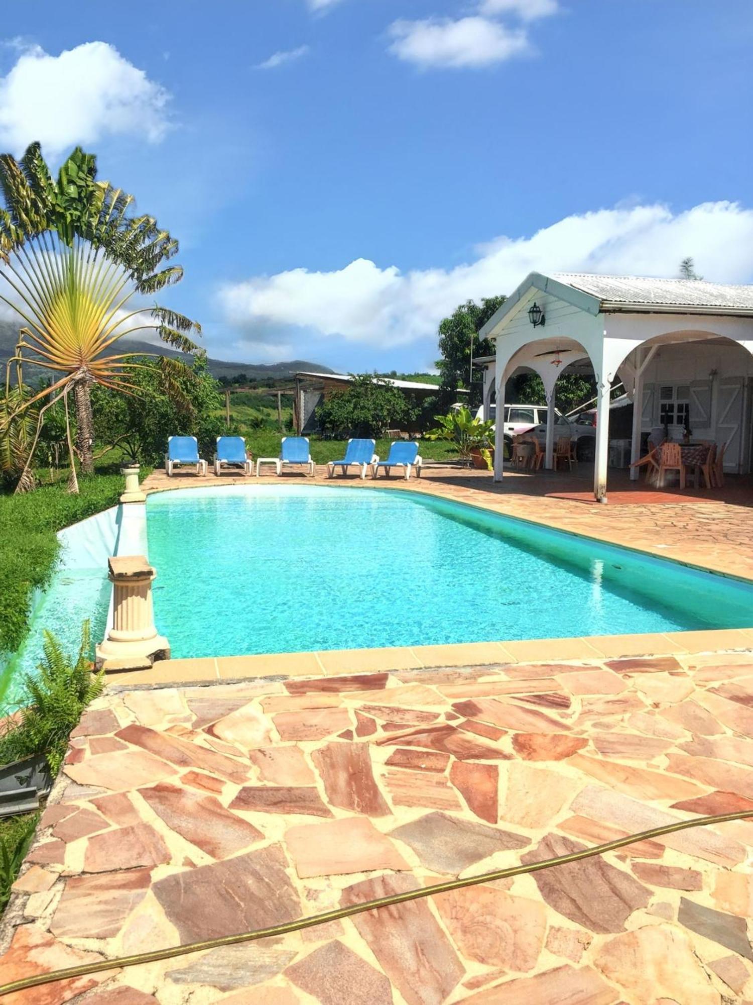 Villa Enchantee Avec Vue Sur Mer Et Piscine Au Carbet Le Carbet Eksteriør bilde